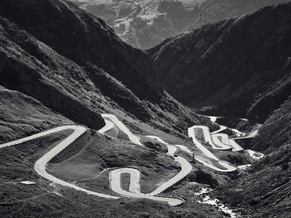 Gottahard Pass, Tremola Pass, Switzerland, Swiss Alps, Mountains, cycling, switchbacks, hairpin, landscape photography